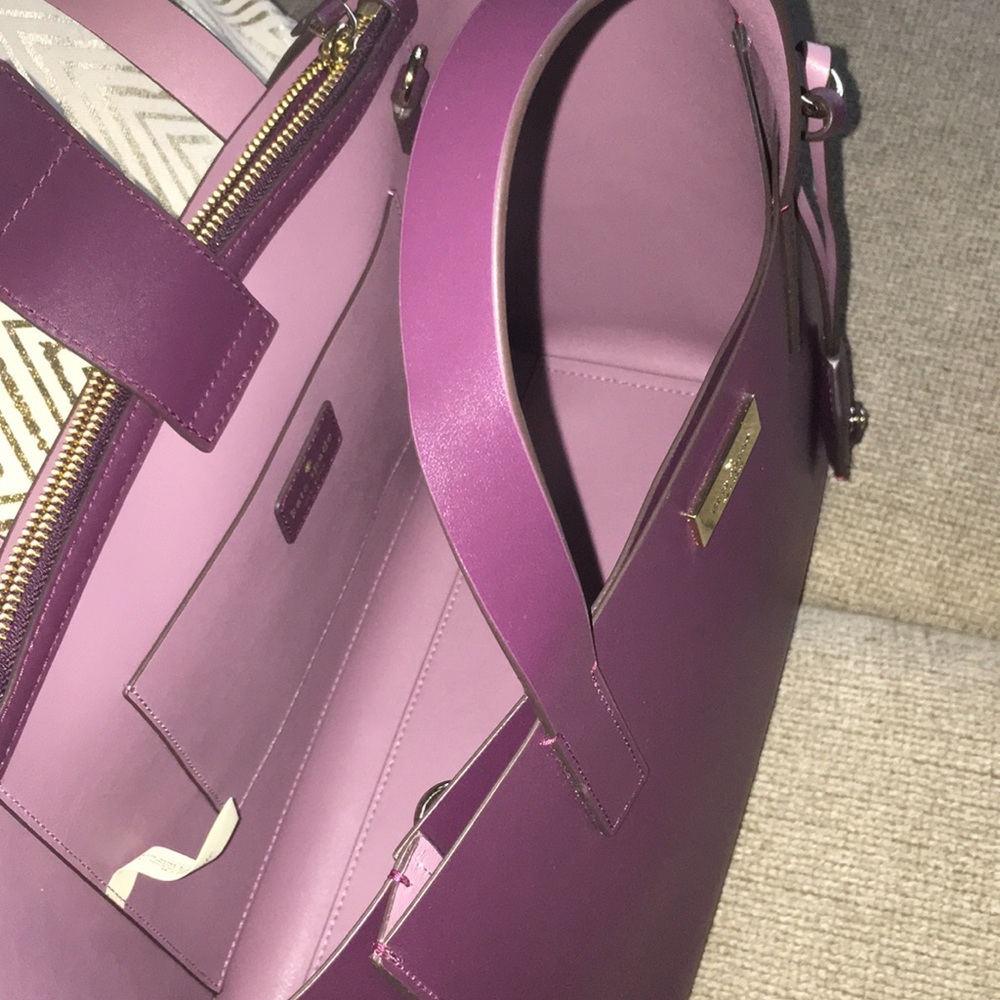 Handbag - Picture 2 of 4